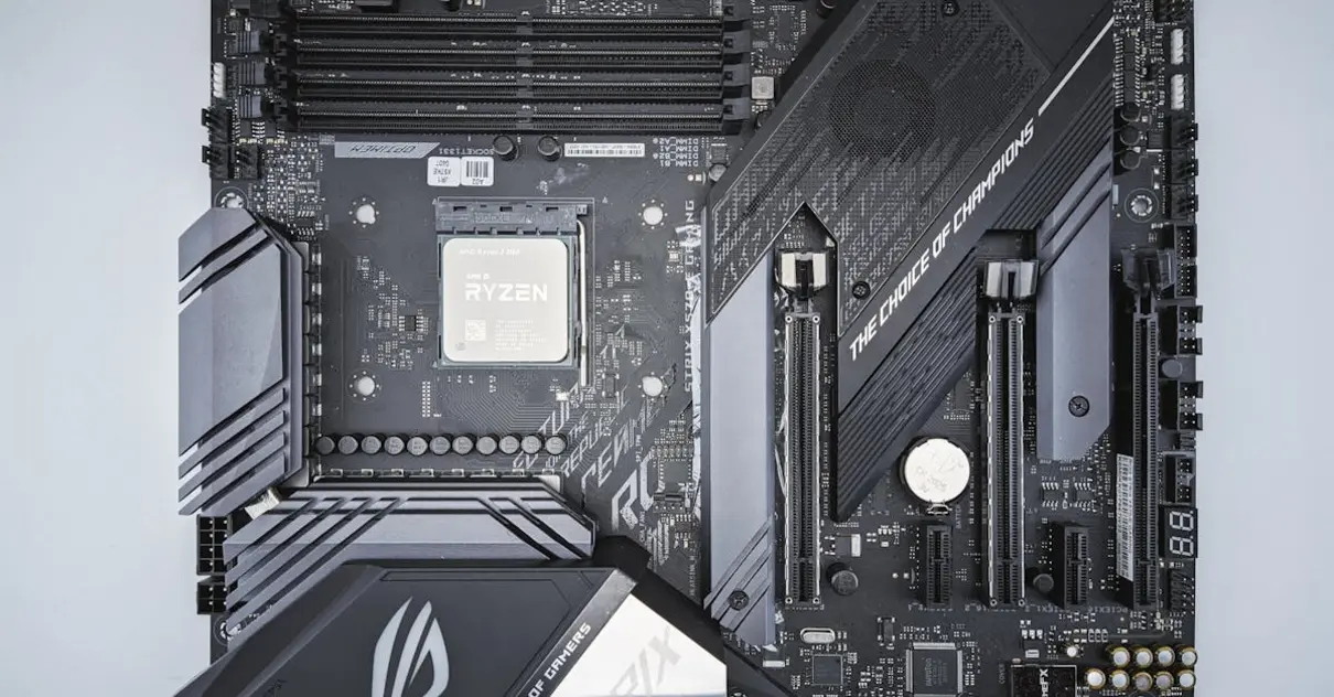 Leia mais sobre o artigo Atualizações de BIOS da AMD: Aumento de Desempenho e Redução de Latência para Ryzen 9600X e 9700X