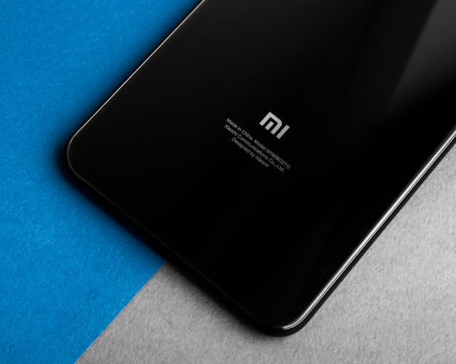 Leia mais sobre o artigo Xiaomi: Novos Modelos de Smartphones Dobráveis Chegam em 2025