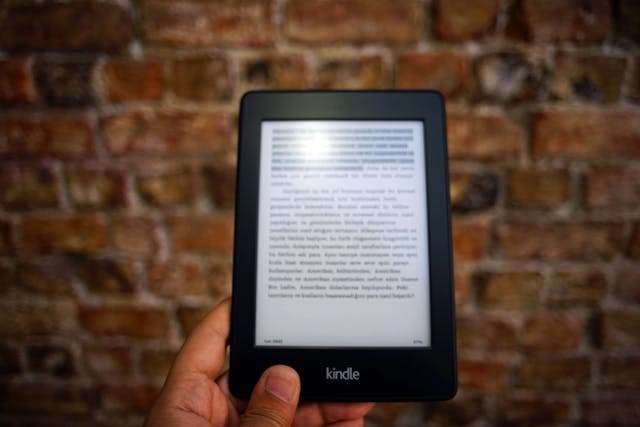 Leia mais sobre o artigo Novos Kindles da Amazon Chegam com Recursos Impressionantes em 2024