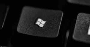 Leia mais sobre o artigo Microsoft Enfrenta Crítica Após Perda de Mais de Duas Semanas de Registros de Segurança