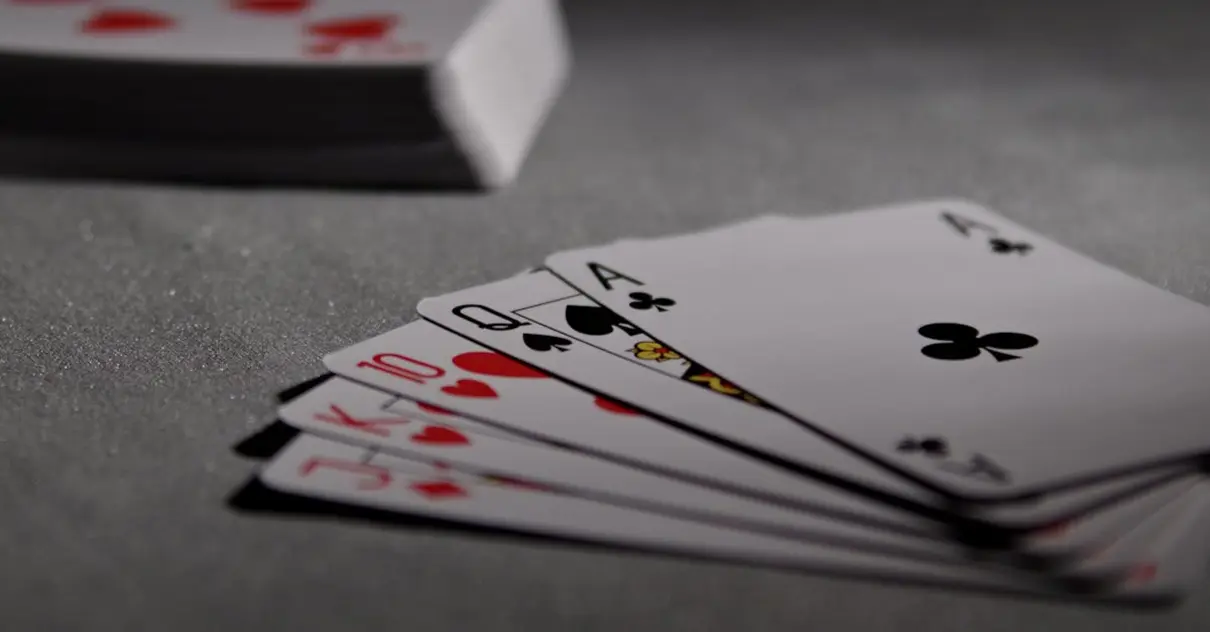 Leia mais sobre o artigo A Revolução do Commander: O que a Mudança Significa para os Cards de Magic: The Gathering?