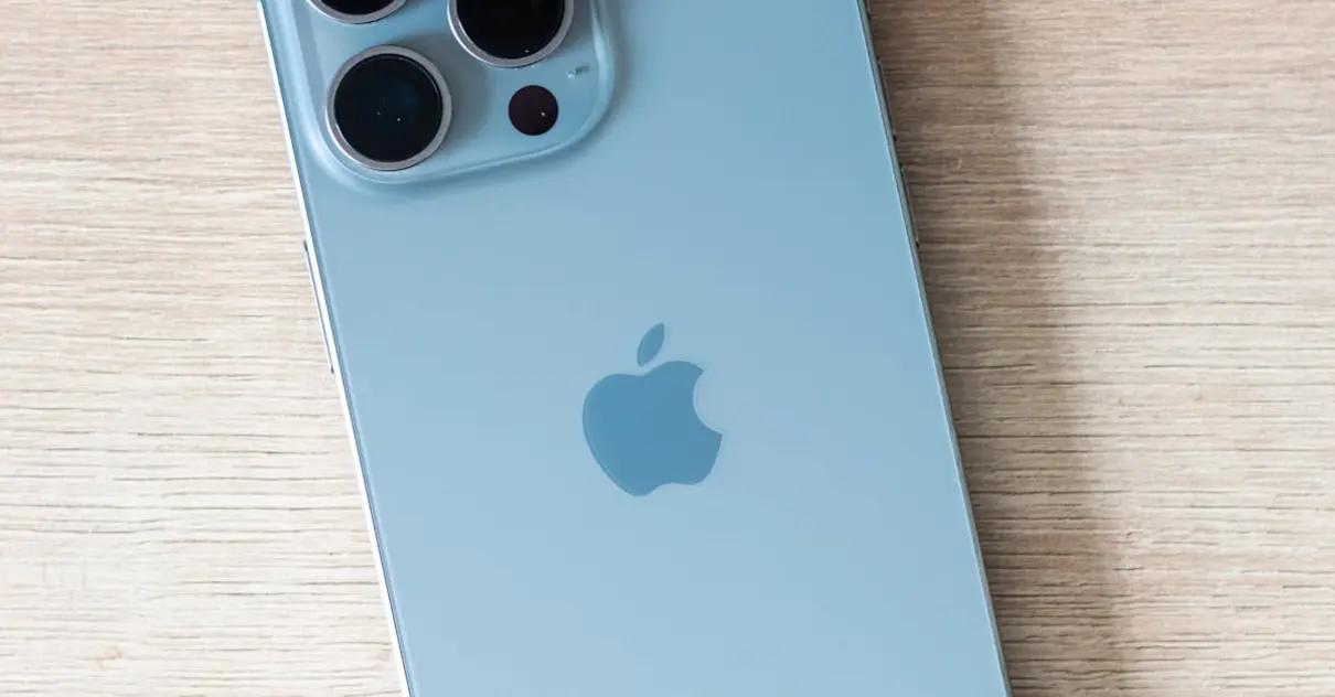 Leia mais sobre o artigo Solução para Problemas de Reinicialização Aleatória do iPhone 16 Surge no Horizonte