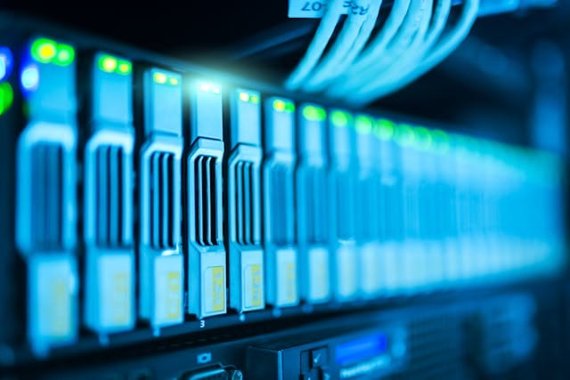 Leia mais sobre o artigo Entendendo a Nuvem Multi-Cloud: Benefícios e Desafios para Empresas